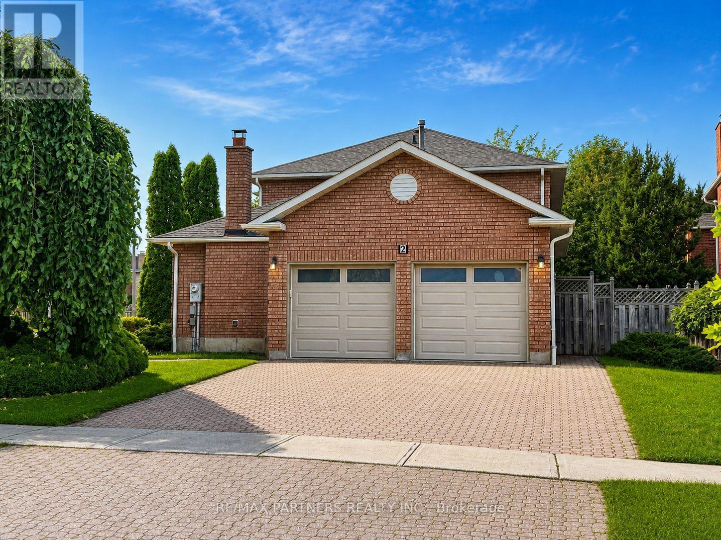 2 Glenhurst Road, Richmond Hill (Doncrest), Ontario  L4B 2C9 - Photo 1 - N13676154