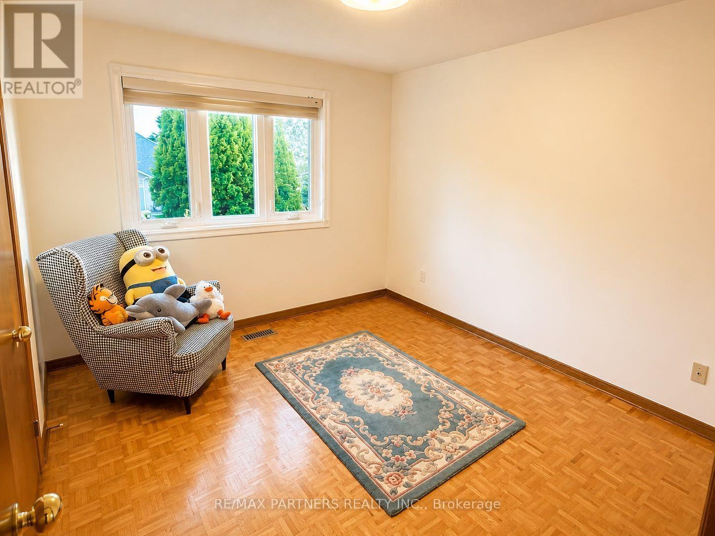 2 Glenhurst Road, Richmond Hill (Doncrest), Ontario  L4B 2C9 - Photo 14 - N13676154