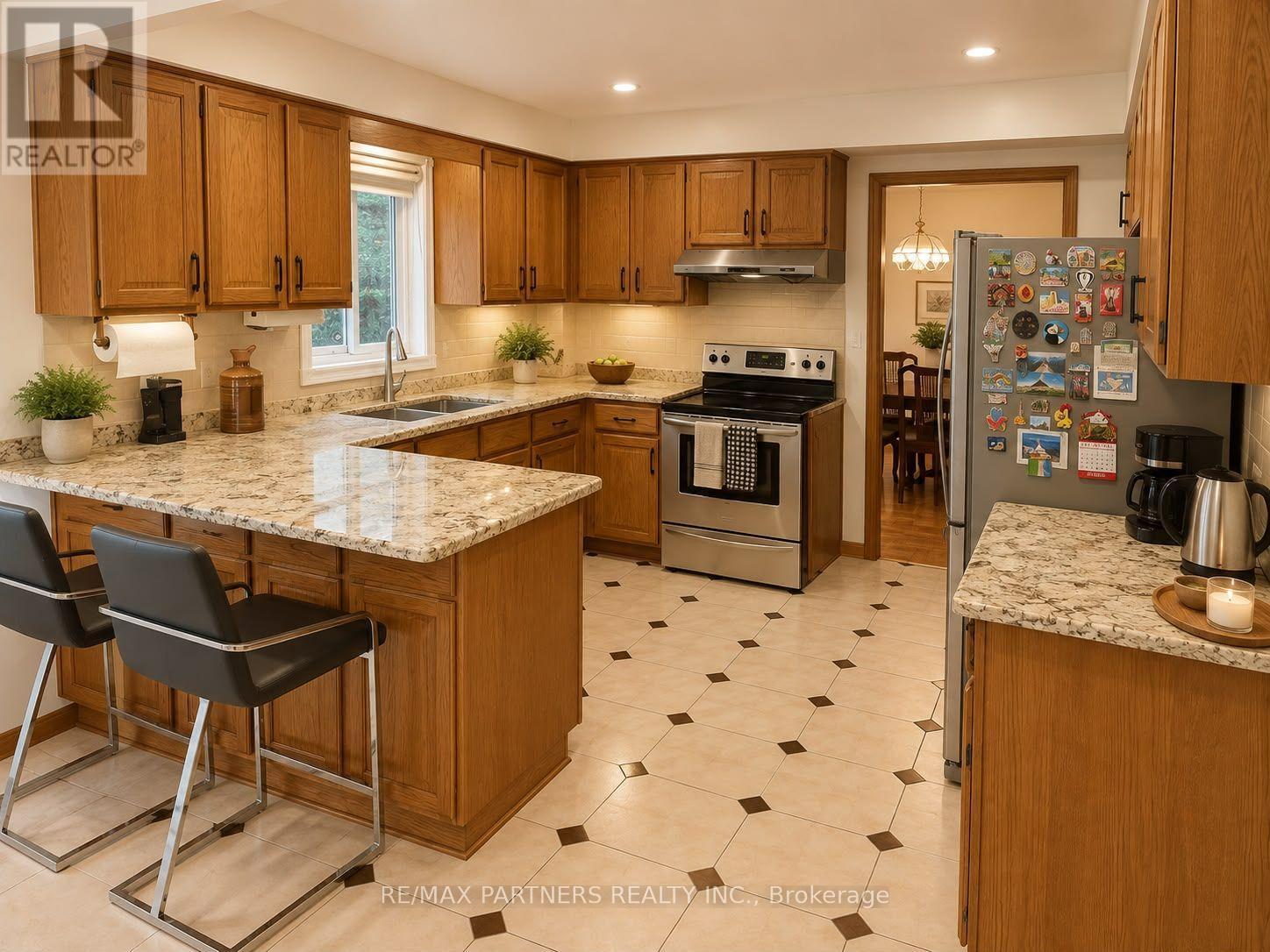 2 Glenhurst Road, Richmond Hill (Doncrest), Ontario  L4B 2C9 - Photo 6 - N13676154