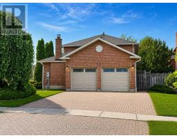 2 GLENHURST ROAD, Richmond Hill, Ontario