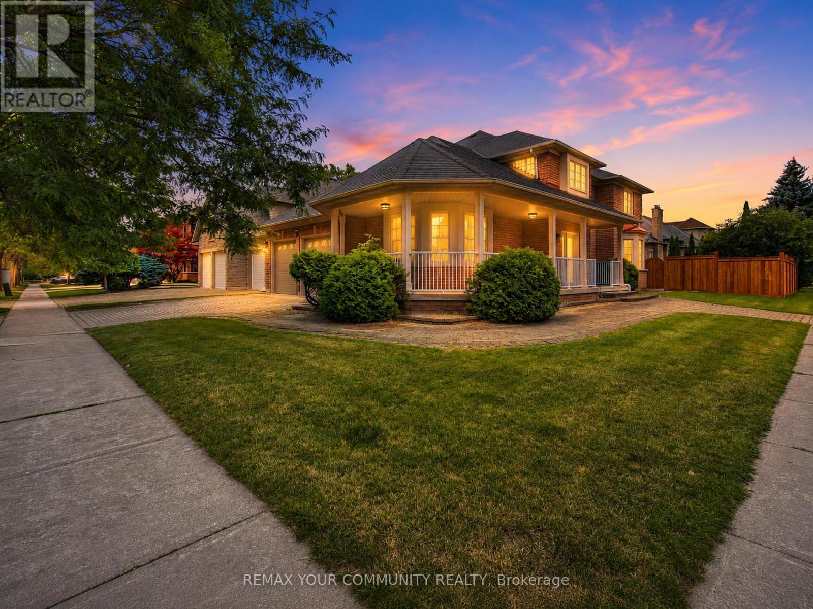 20 FERN AVENUE, Richmond Hill, Ontario
