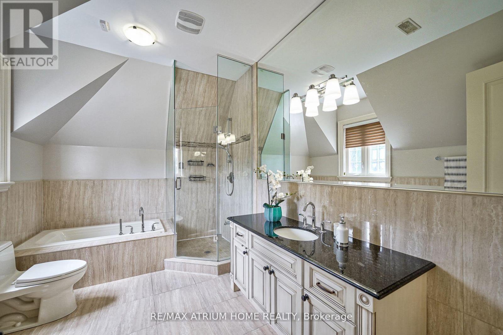 18 Heathcote Avenue, Toronto, Ontario  M2L 1Y7 - Photo 30 - C13674474