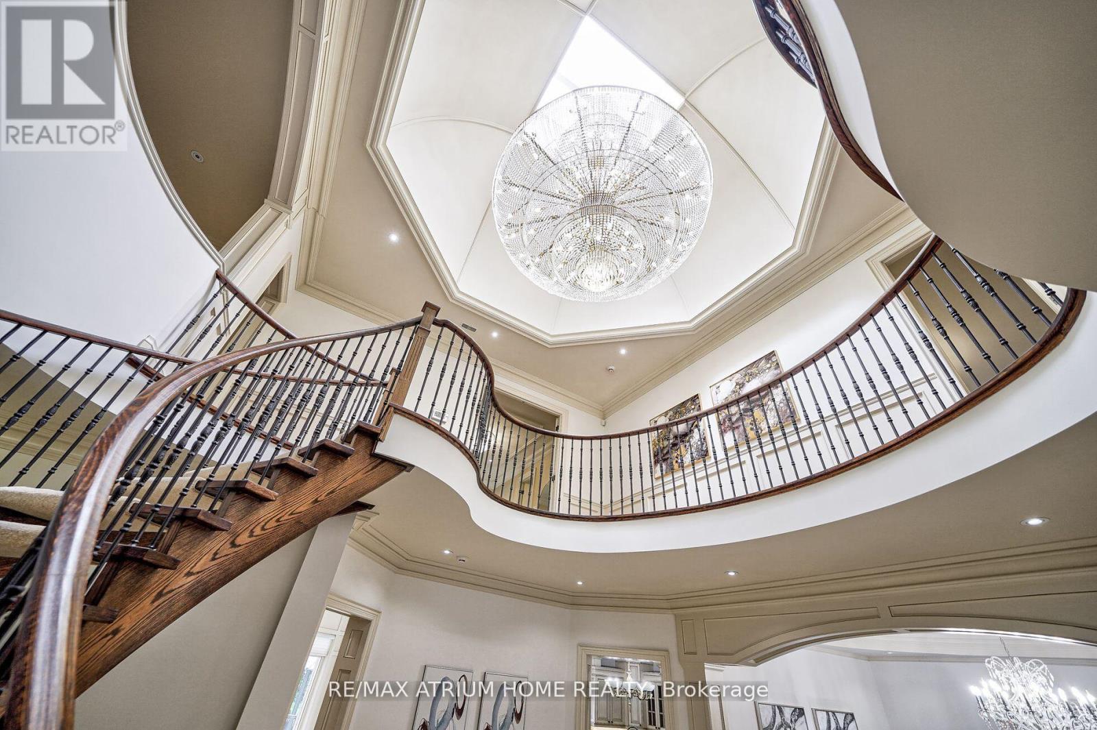 18 Heathcote Avenue, Toronto, Ontario  M2L 1Y7 - Photo 5 - C13674474