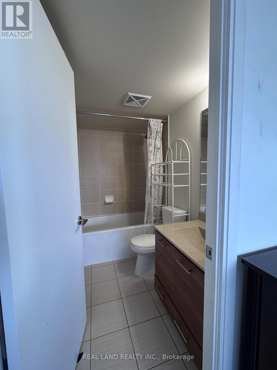 2909 - 125 Village Green Square, Toronto, Ontario  M1S 0G3 - Photo 10 - E13675968