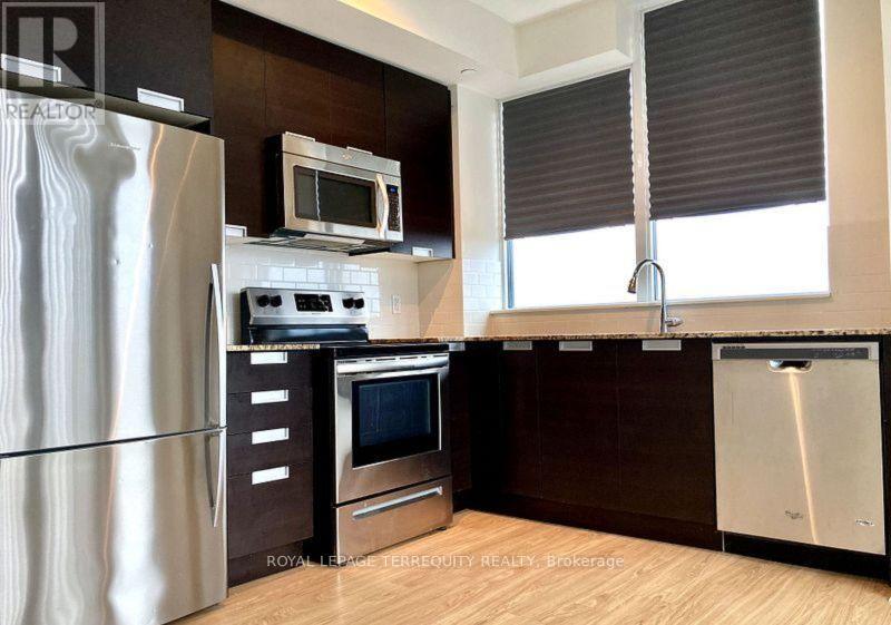 2307 - 75 Eglinton Avenue W, Mississauga, Ontario  L5R 0E5 - Photo 6 - W13652214