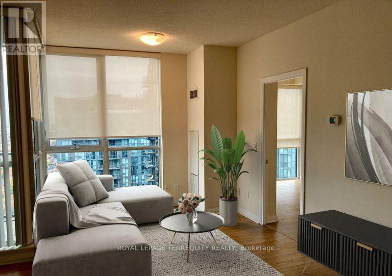 2307 - 75 Eglinton Avenue W, Mississauga, Ontario  L5R 0E5 - Photo 8 - W13652214