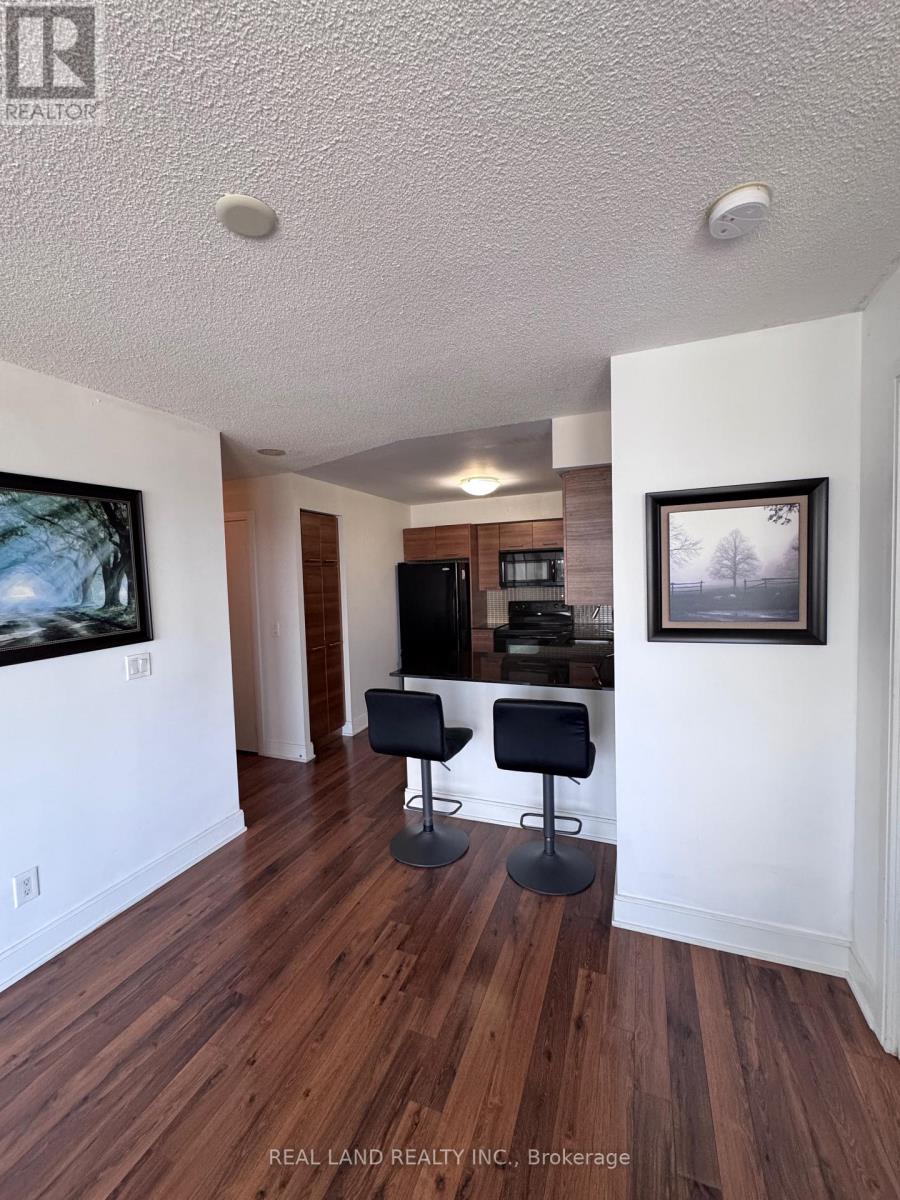 2909 - 125 Village Green Square, Toronto, Ontario  M1S 0G3 - Photo 7 - E13675968