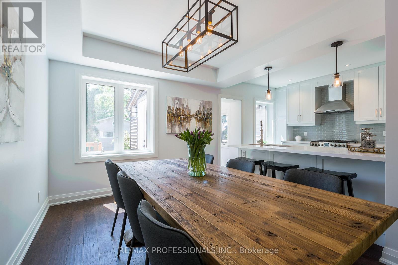 546 Beresford Avenue, Toronto, Ontario  M6S 3C3 - Photo 5 - W13675964