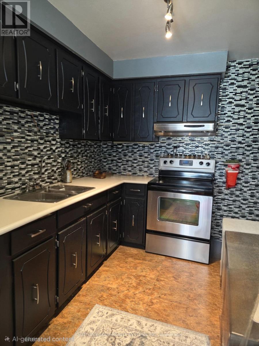 19 - 2380 Bromsgrove Road, Mississauga, Ontario  L5J 4E6 - Photo 6 - W13676012