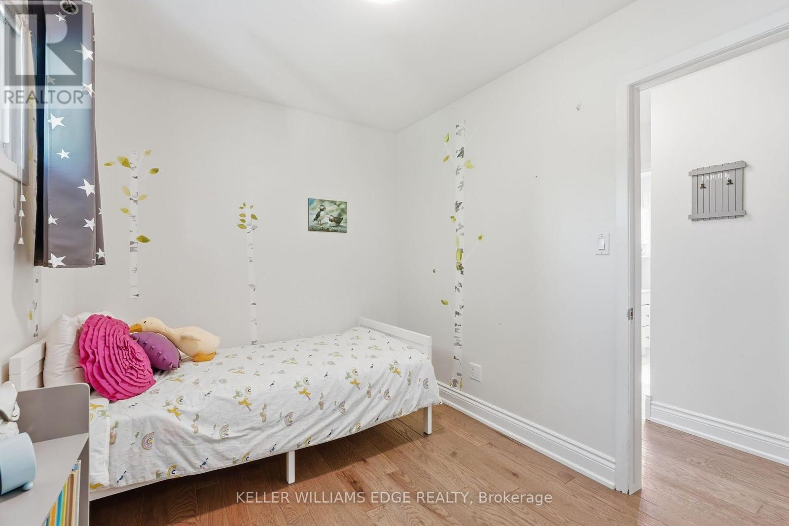 596 Louise Drive, Burlington, Ontario  L7L 2T9 - Photo 26 - W13676022