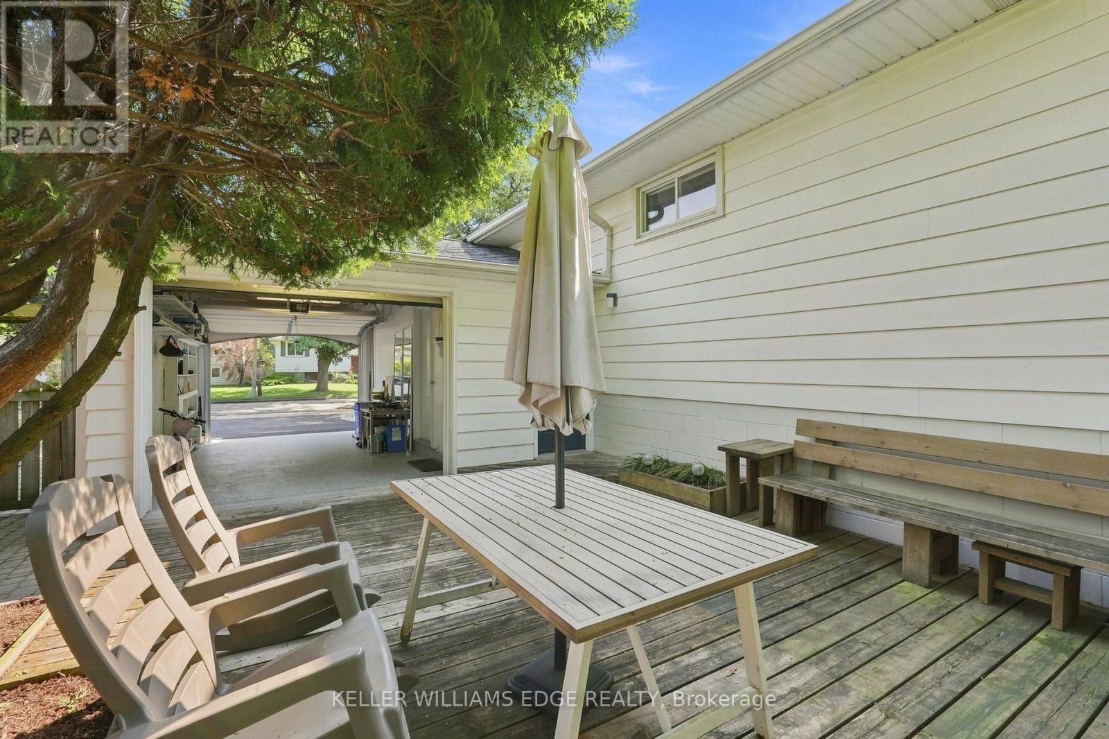 596 Louise Drive, Burlington, Ontario  L7L 2T9 - Photo 44 - W13676022