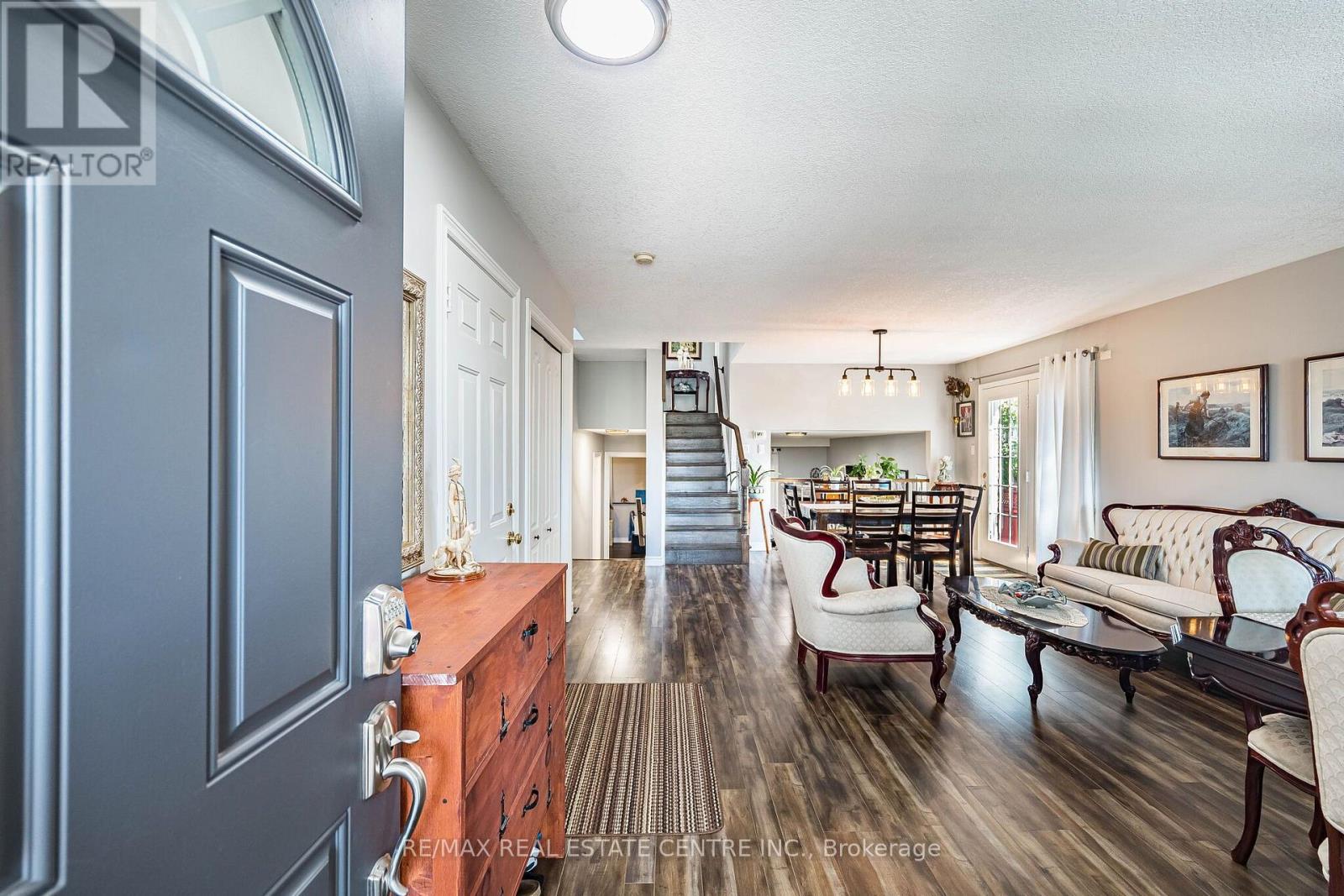 267 Montgomery Boulevard, Orangeville, Ontario  L9W 5H1 - Photo 5 - W13676038