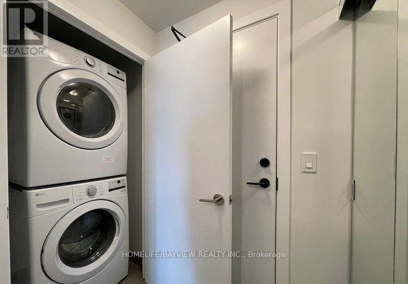 2703 - 4130 Parkside Village Drive, Mississauga, Ontario  L5B 0L7 - Photo 16 - W13676052