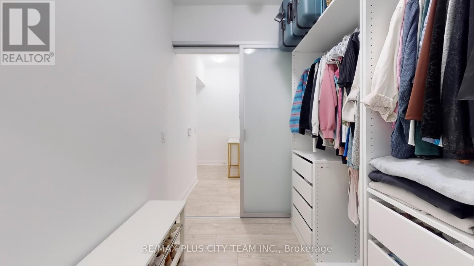 205 - 70 Annie Craig Drive W, Toronto, Ontario M8V 0G2 - Photo 11 - W13676070