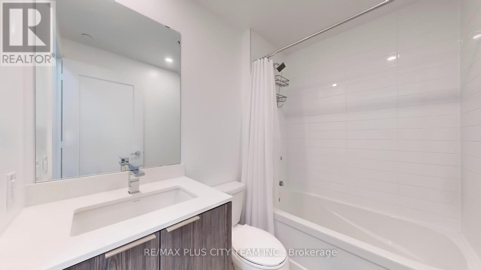 205 - 70 Annie Craig Drive W, Toronto, Ontario M8V 0G2 - Photo 14 - W13676070