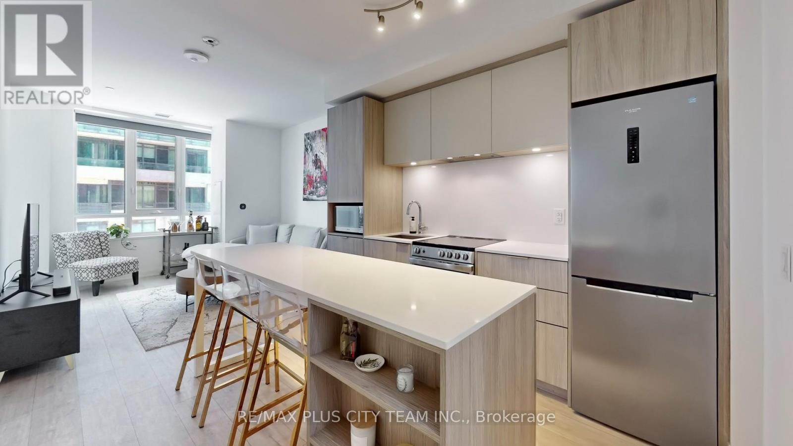 205 - 70 Annie Craig Drive W, Toronto, Ontario M8V 0G2 - Photo 6 - W13676070