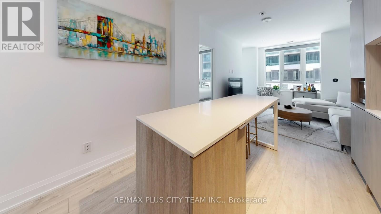 205 - 70 Annie Craig Drive W, Toronto, Ontario M8V 0G2 - Photo 7 - W13676070