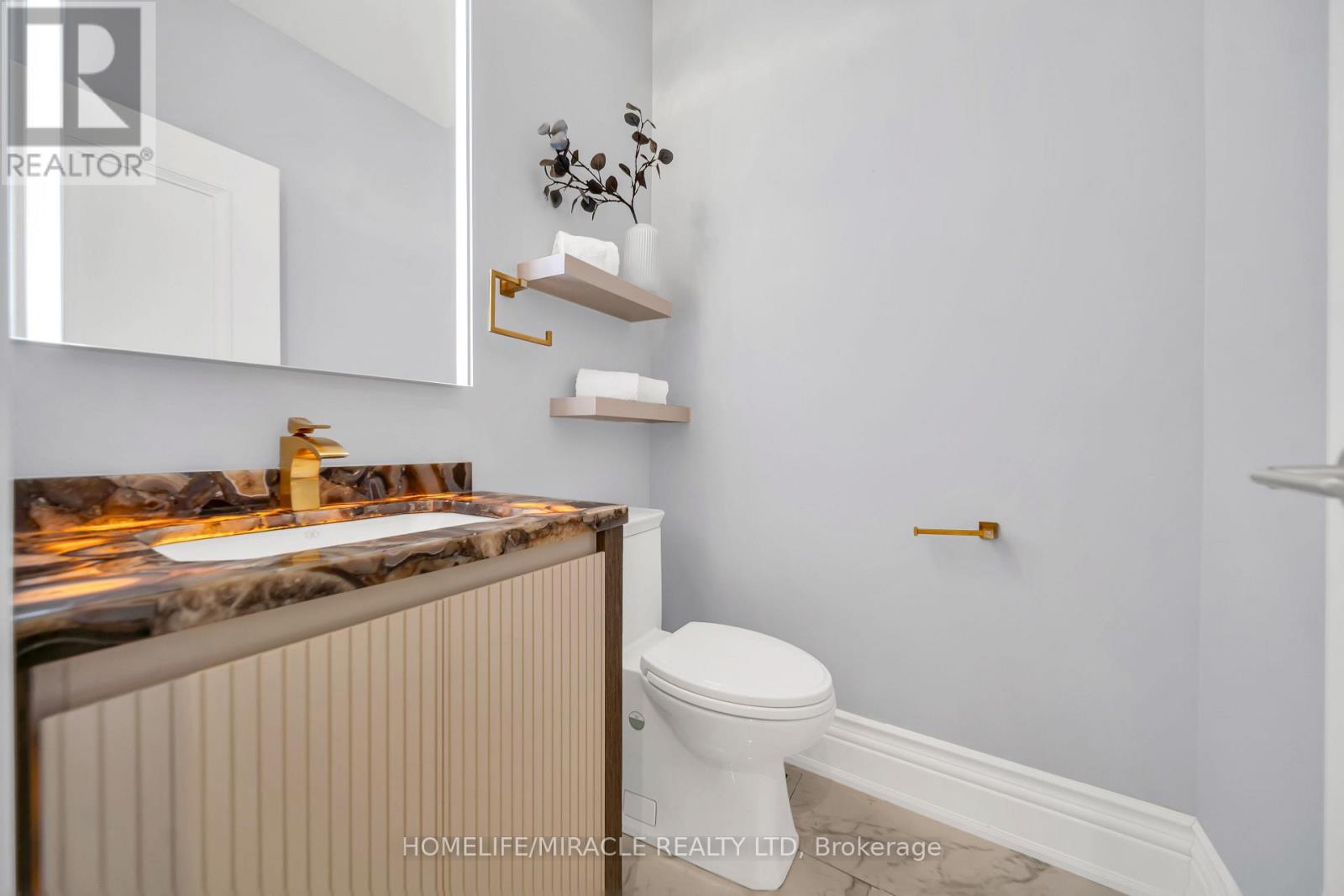 271 Oakhill Road, Mississauga, Ontario  L5G 2P8 - Photo 11 - W13676170