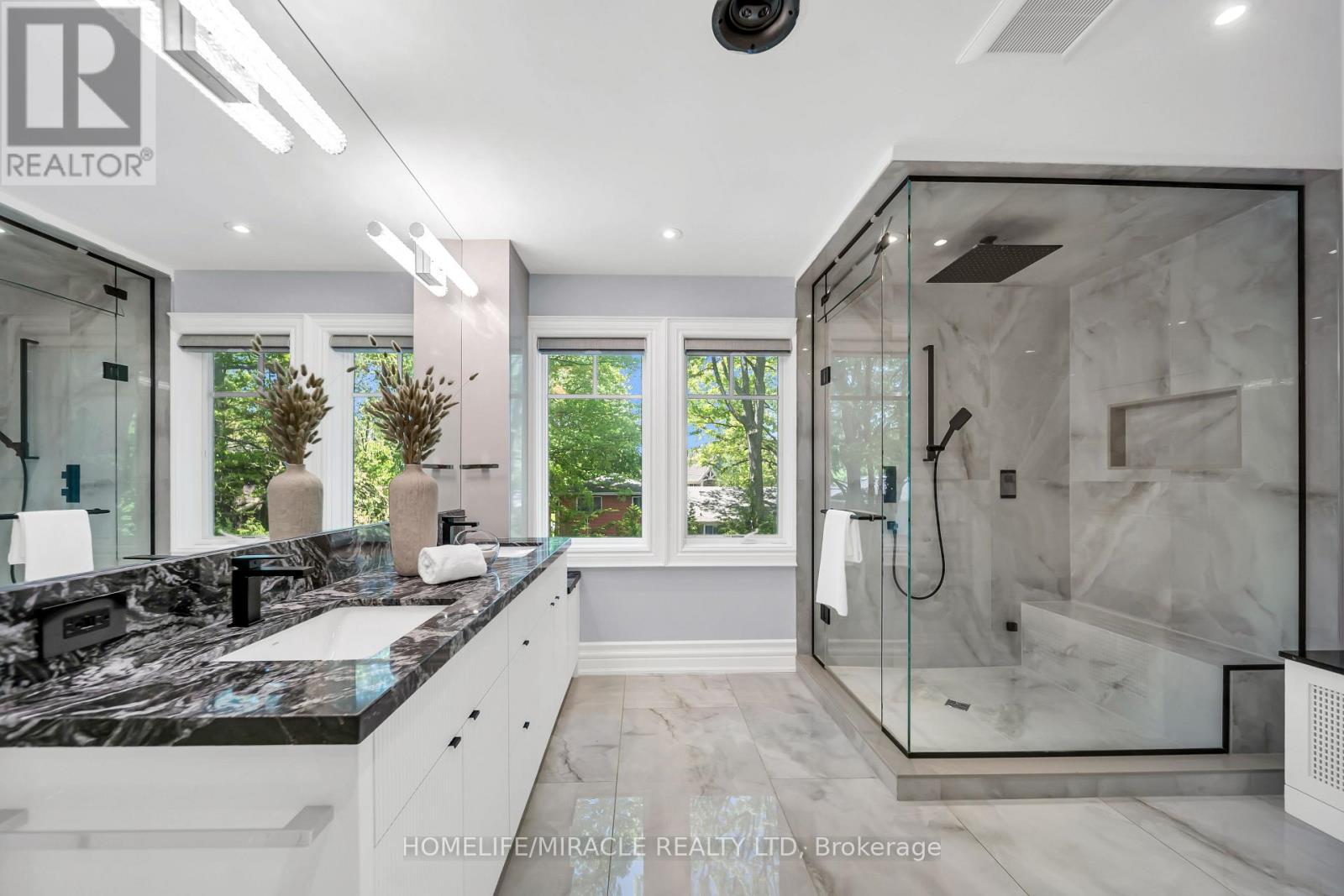 271 Oakhill Road, Mississauga, Ontario  L5G 2P8 - Photo 34 - W13676170