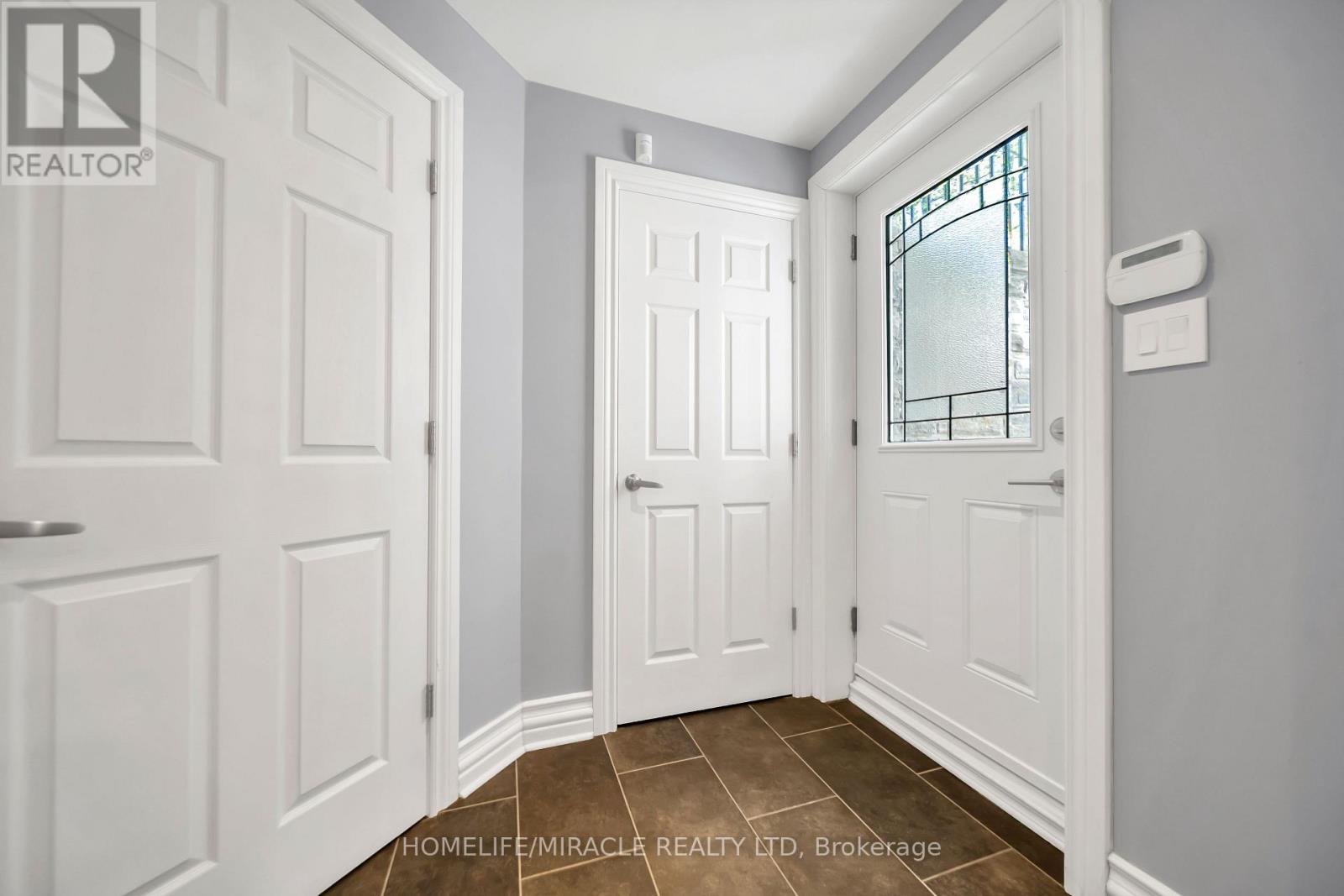 271 Oakhill Road, Mississauga, Ontario  L5G 2P8 - Photo 41 - W13676170