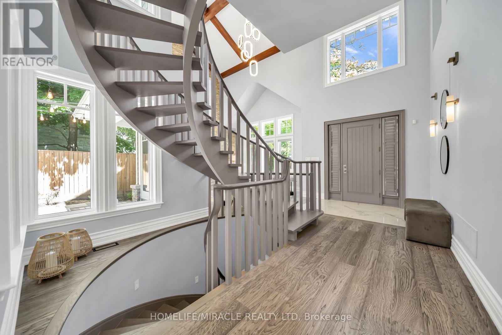 271 Oakhill Road, Mississauga, Ontario  L5G 2P8 - Photo 7 - W13676170