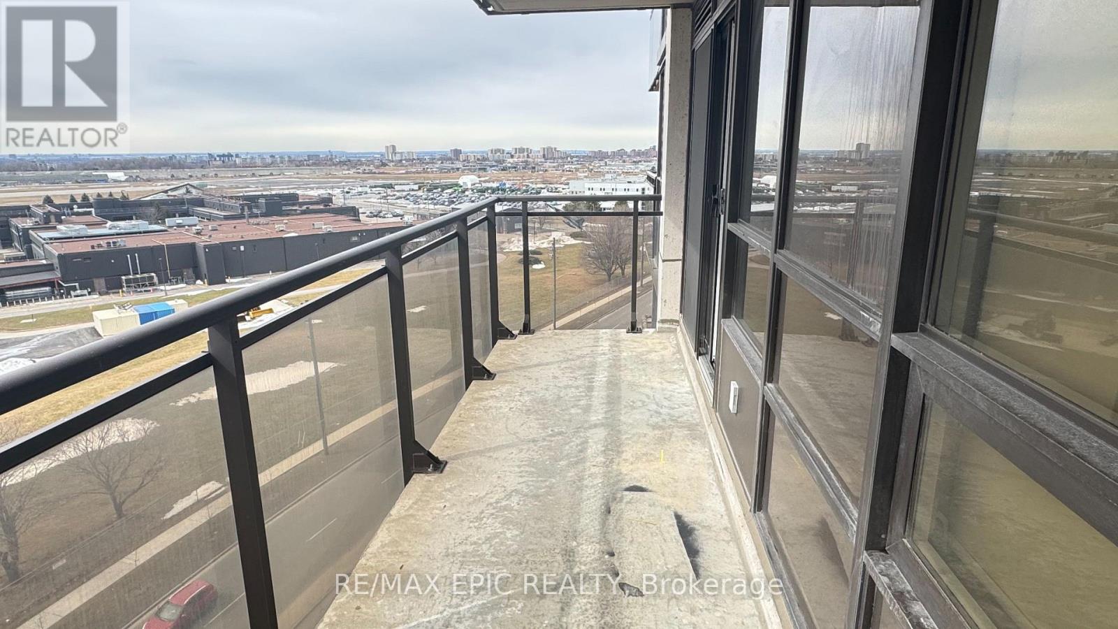 1012 - 1070 Sheppard Avenue W, Toronto, Ontario  M3J 0G8 - Photo 11 - W13676200