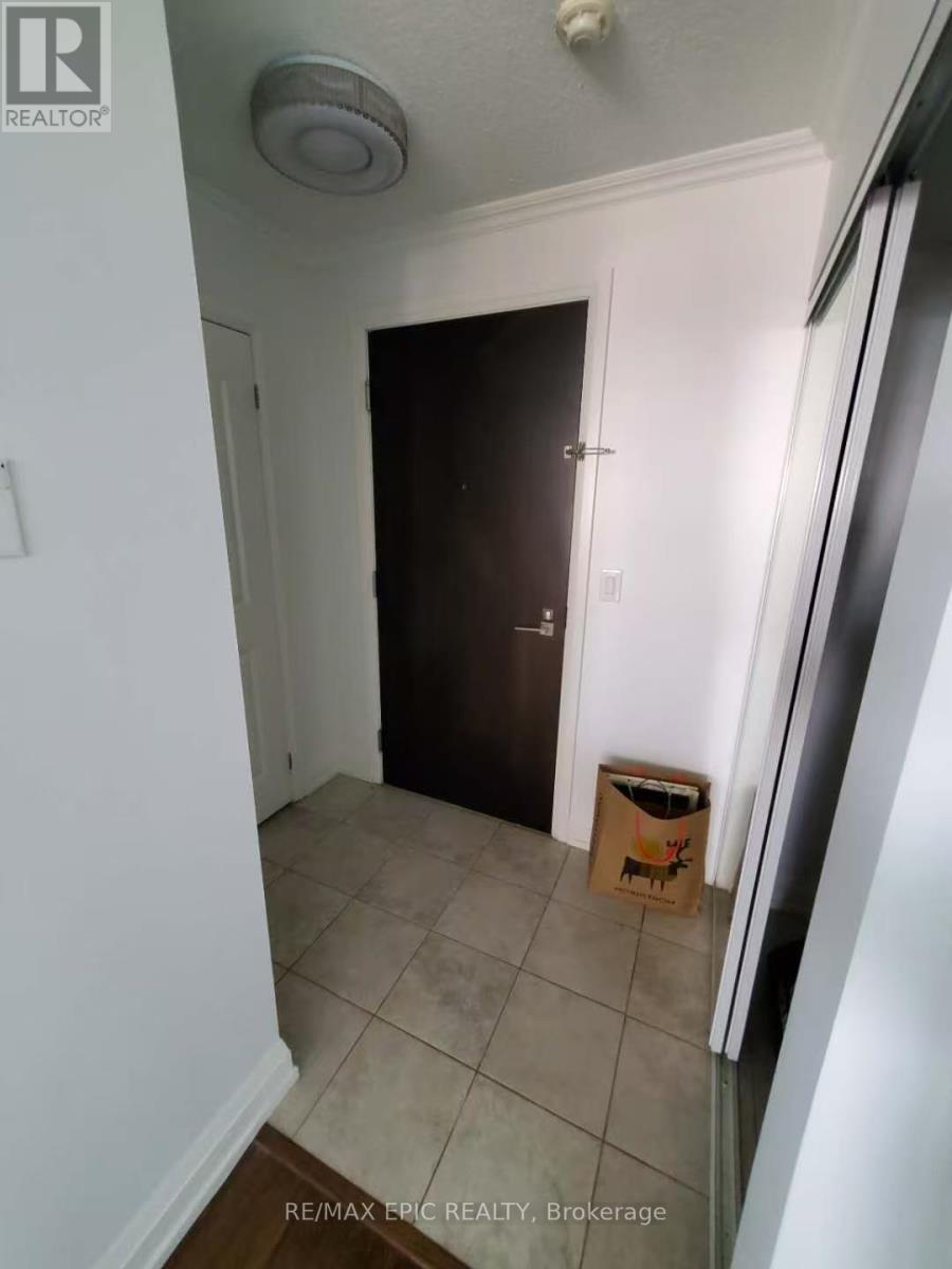 1012 - 1070 Sheppard Avenue W, Toronto, Ontario  M3J 0G8 - Photo 2 - W13676200