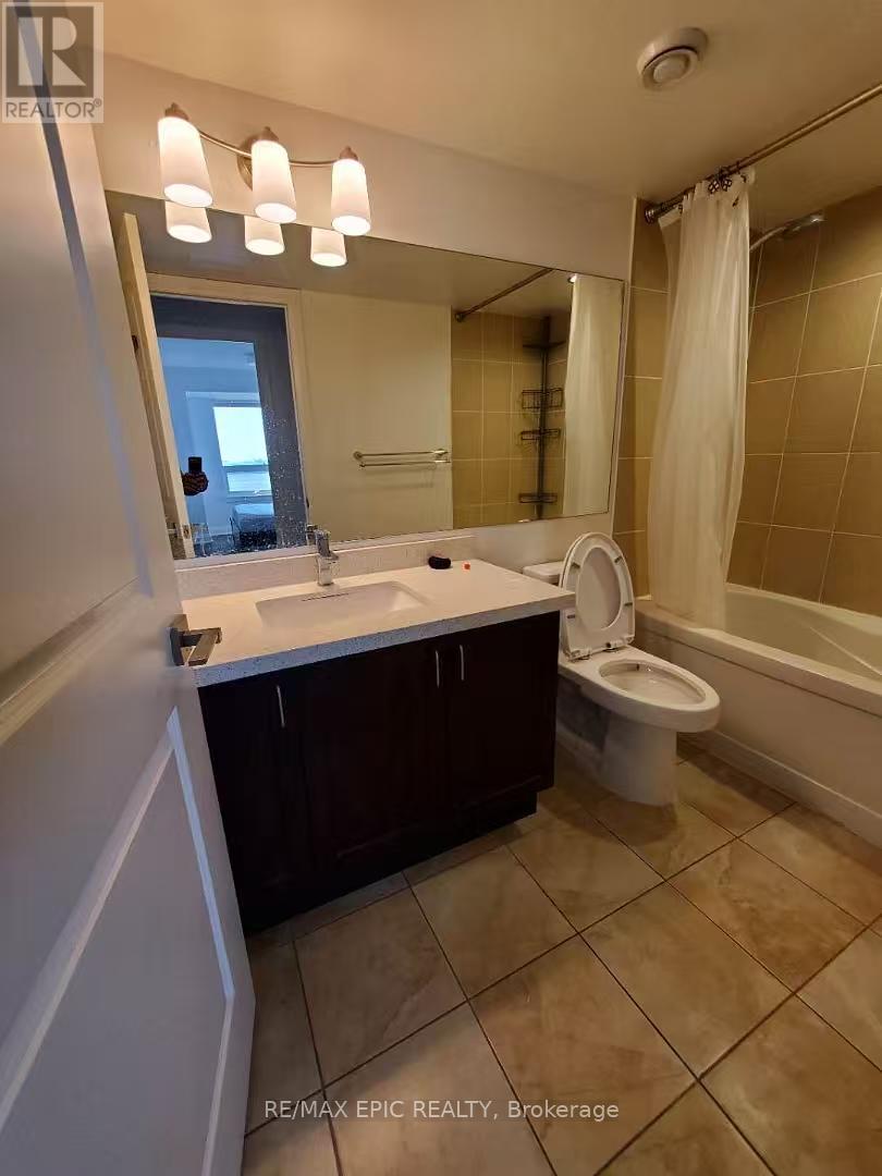 1012 - 1070 Sheppard Avenue W, Toronto, Ontario  M3J 0G8 - Photo 3 - W13676200