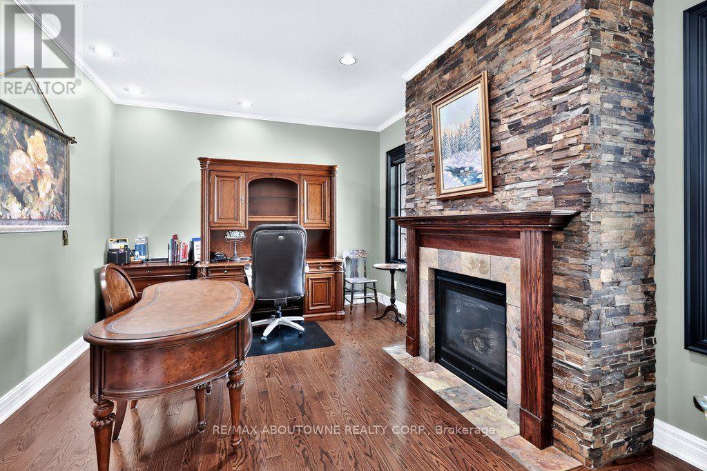 324 Oakridge Court, Oakville, Ontario  L6H 5T9 - Photo 22 - W13676218