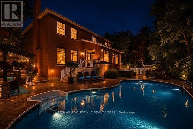 324 Oakridge Court, Oakville, Ontario  L6H 5T9 - Photo 42 - W13676218