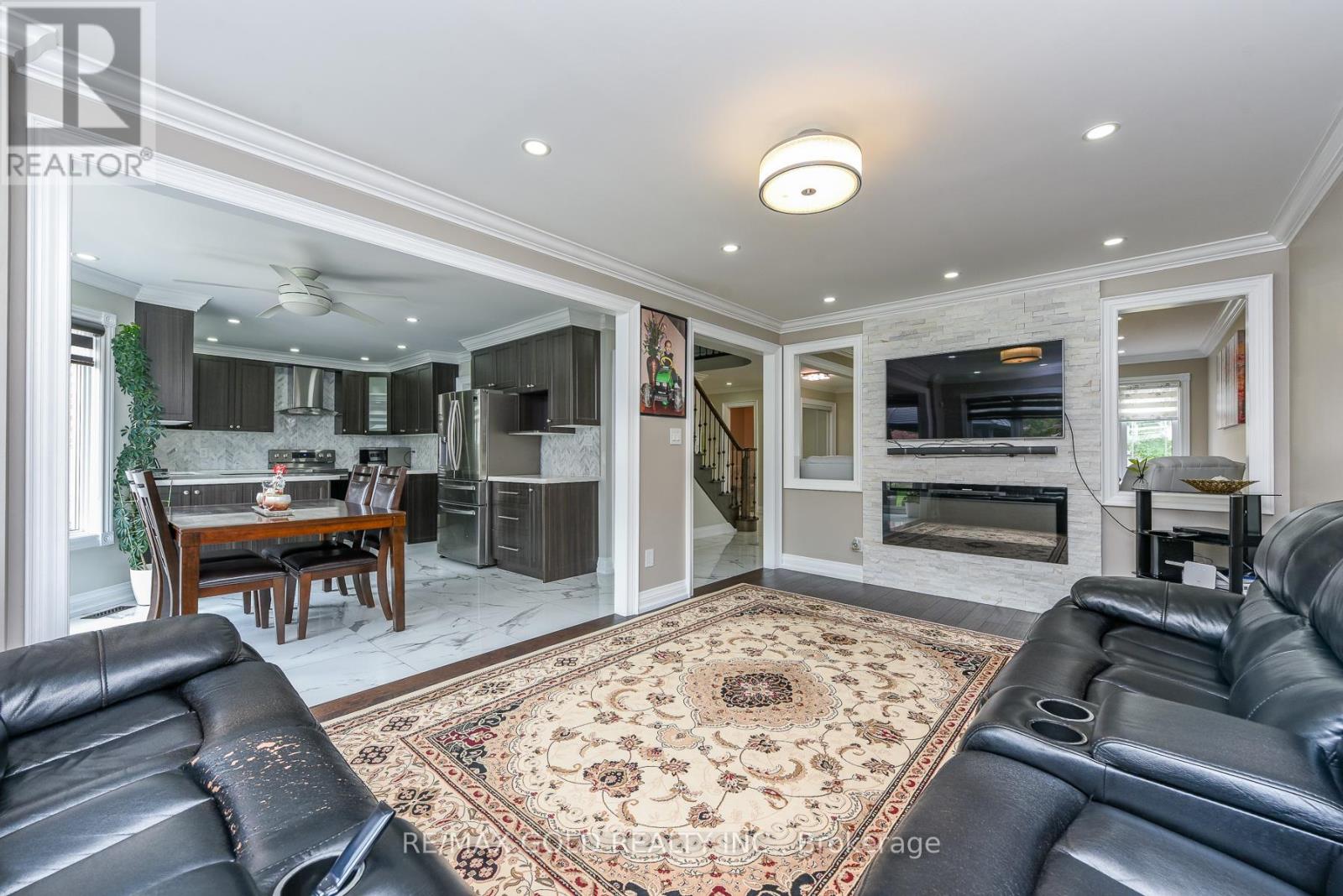 72 Rainforest Drive, Brampton, Ontario  L6R 1B1 - Photo 13 - W13676220