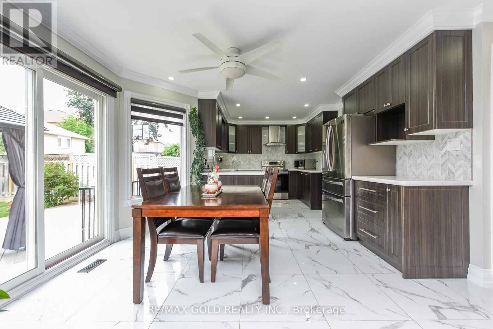 72 Rainforest Drive, Brampton, Ontario  L6R 1B1 - Photo 15 - W13676220