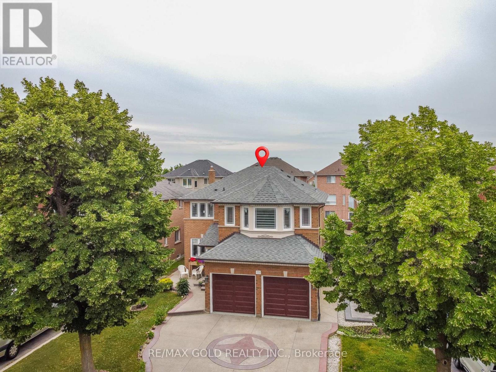 72 Rainforest Drive, Brampton, Ontario  L6R 1B1 - Photo 2 - W13676220