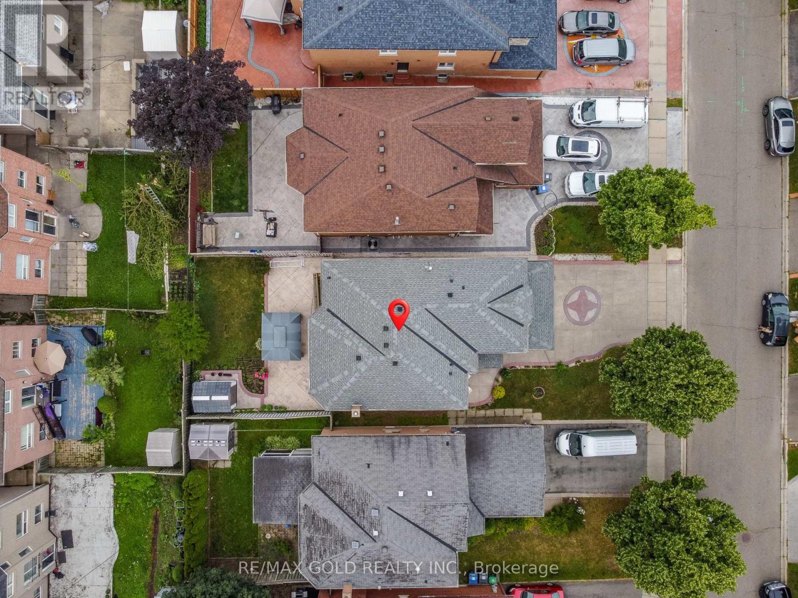 72 Rainforest Drive, Brampton, Ontario  L6R 1B1 - Photo 3 - W13676220
