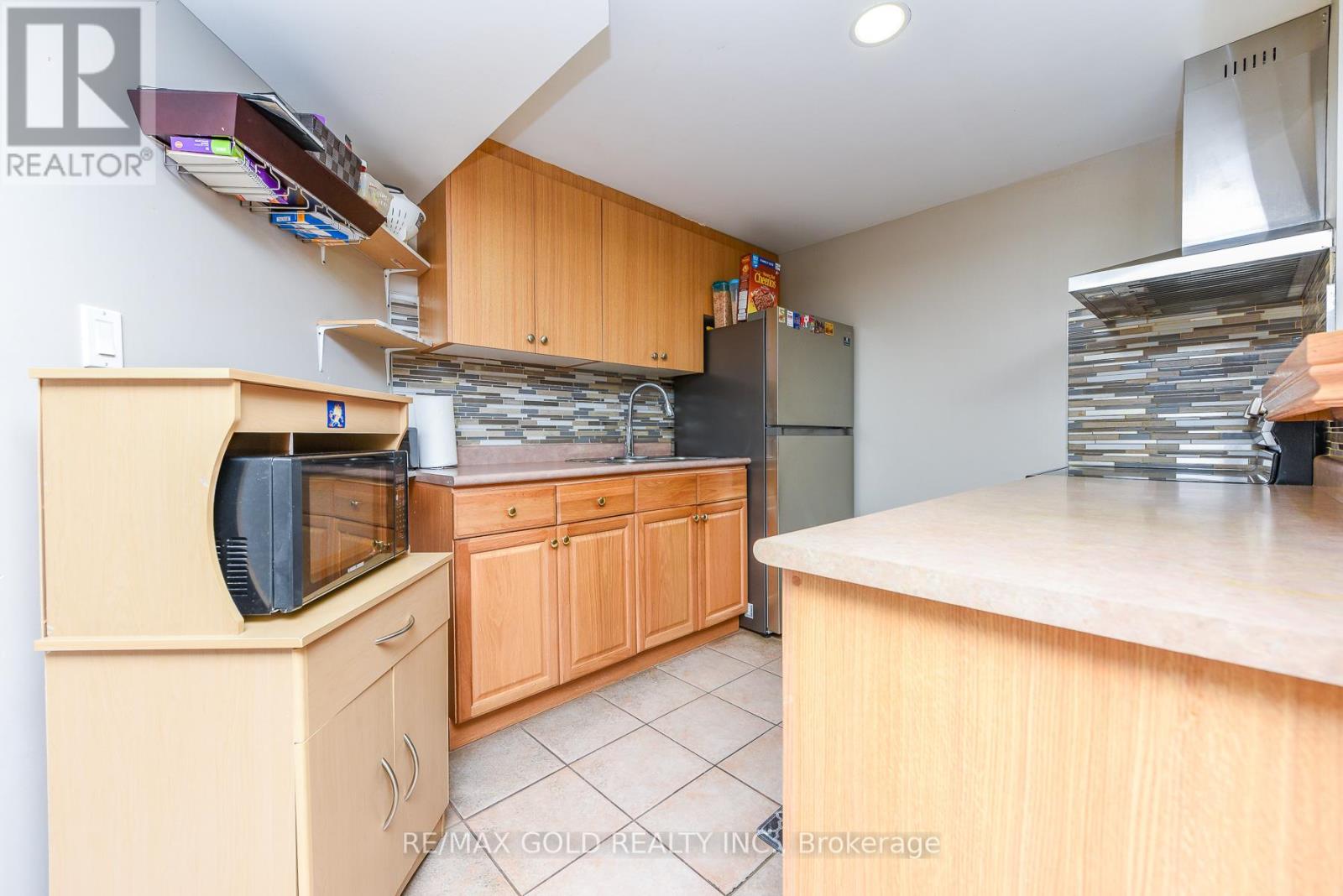 72 Rainforest Drive, Brampton, Ontario  L6R 1B1 - Photo 40 - W13676220