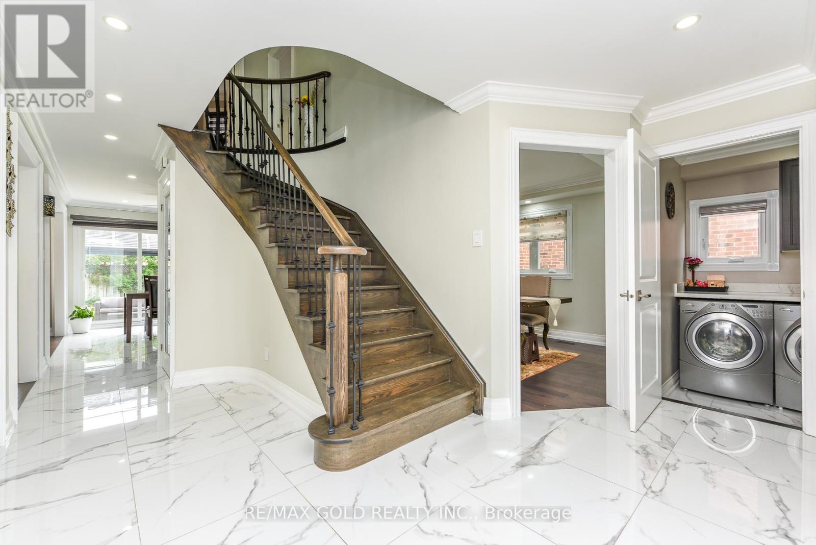 72 Rainforest Drive, Brampton, Ontario  L6R 1B1 - Photo 7 - W13676220