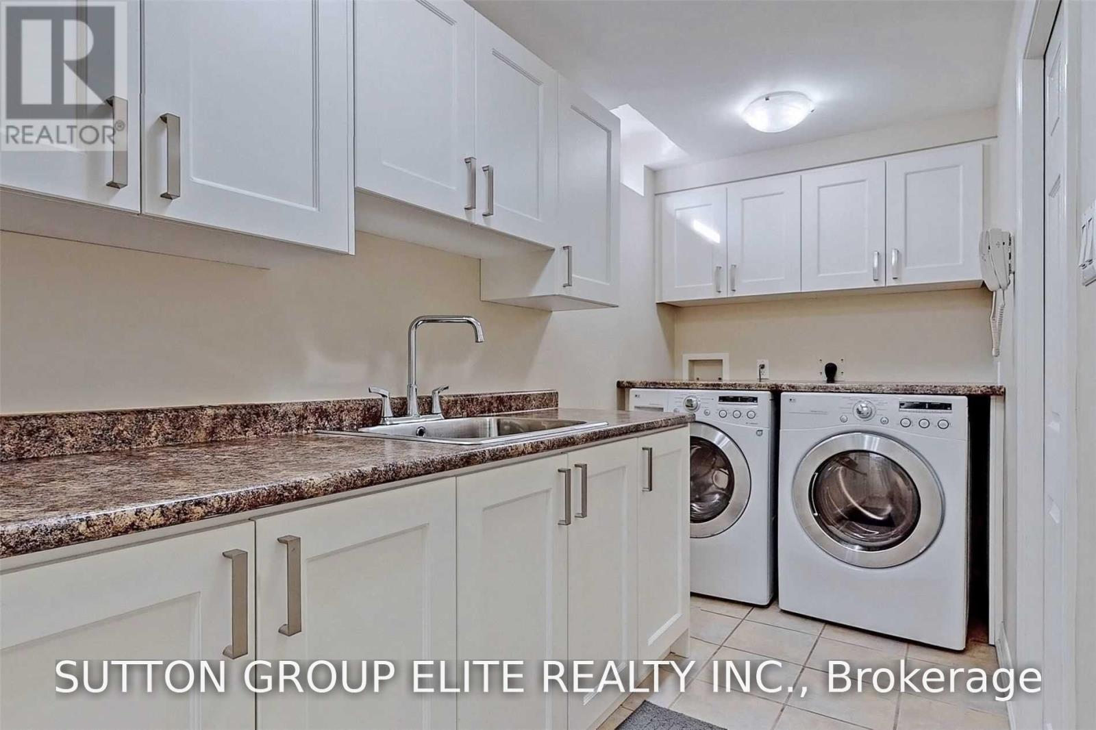 2485 Bankside Drive, Mississauga, Ontario  L5M 6E4 - Photo 25 - W13676262