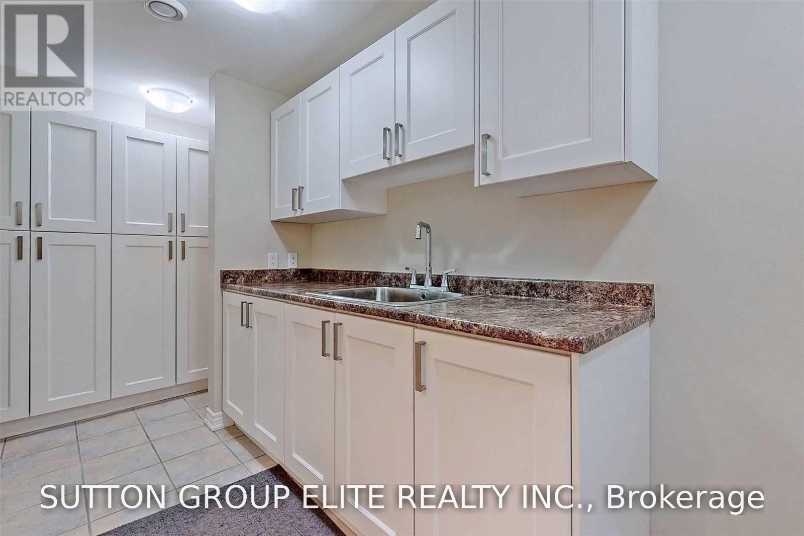 2485 Bankside Drive, Mississauga, Ontario  L5M 6E4 - Photo 26 - W13676262