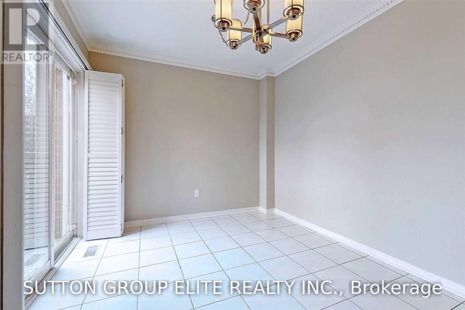 2485 Bankside Drive, Mississauga, Ontario  L5M 6E4 - Photo 9 - W13676262