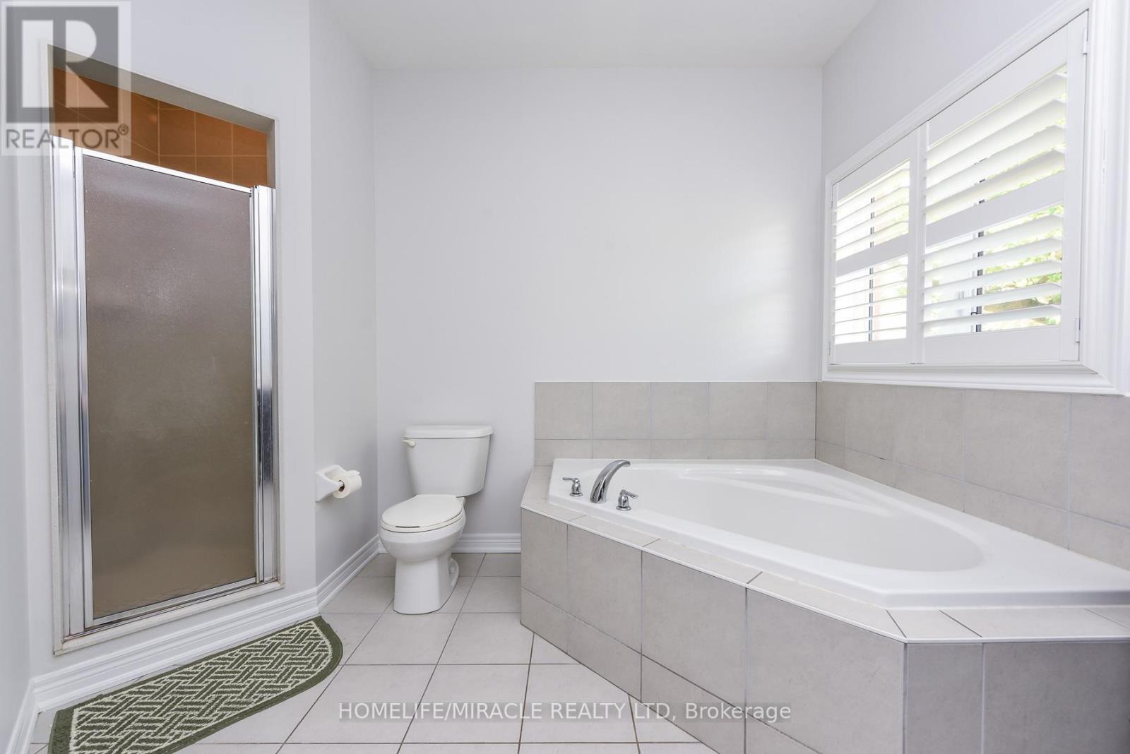 10 Danfield Court, Brampton, Ontario  L6Y 2X9 - Photo 19 - W13472360