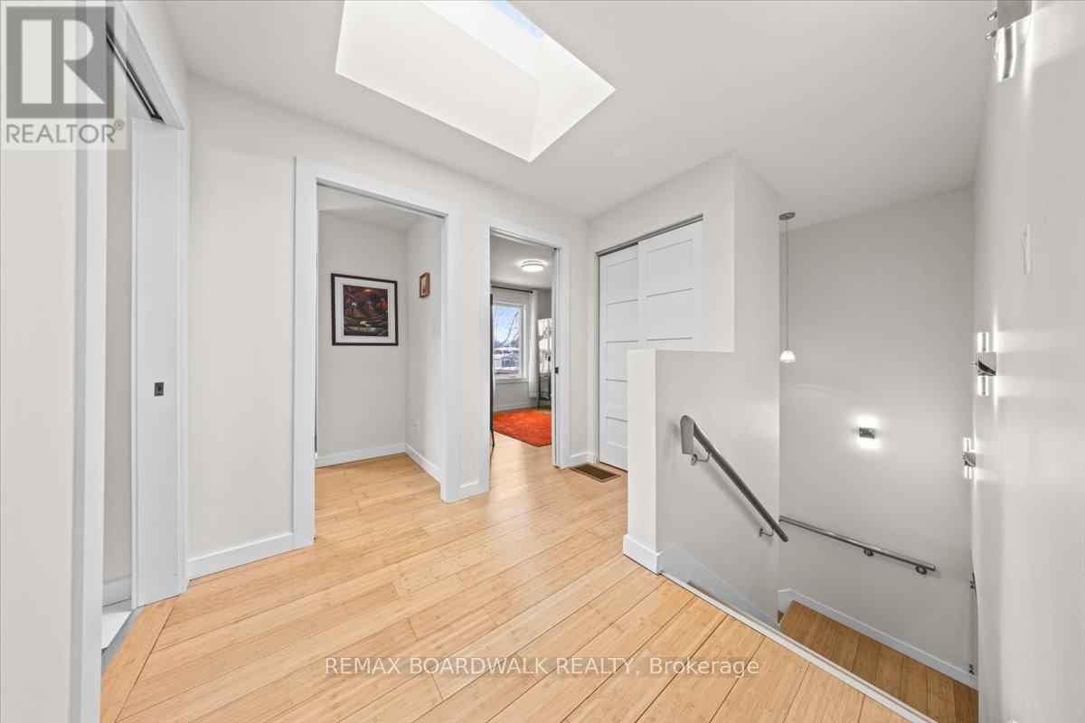 154 Duford Street, Ottawa, Ontario  K1L 6Z7 - Photo 12 - X13673724