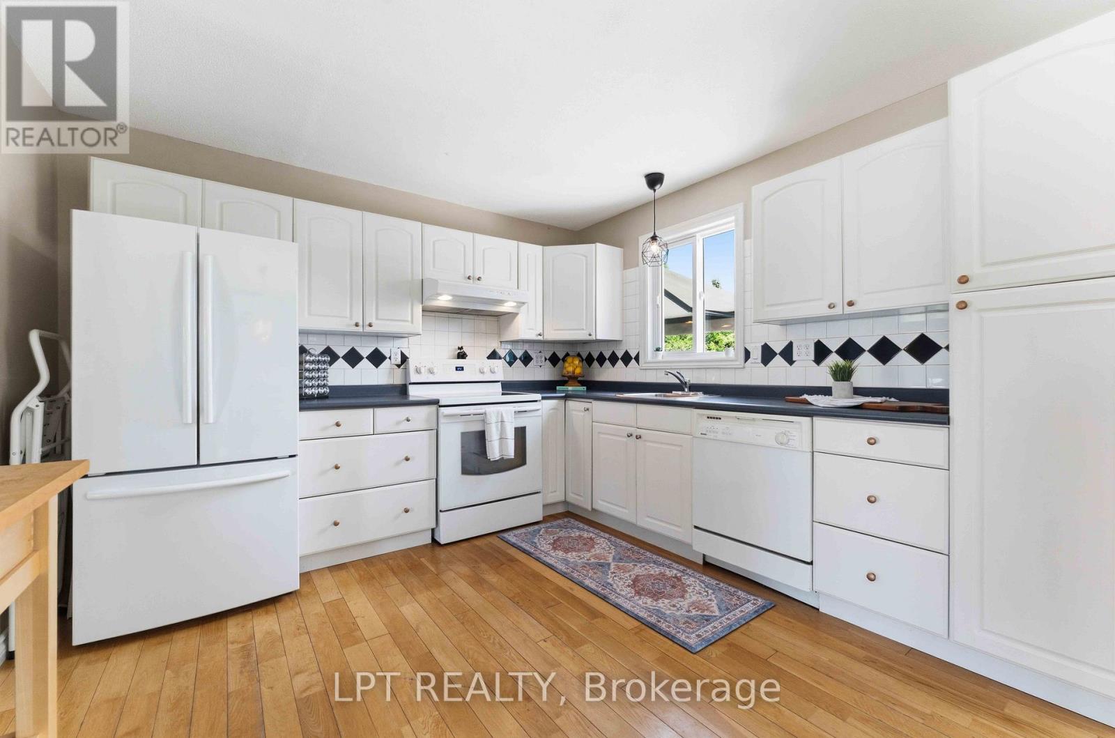 34 Fringewood Drive, Ottawa, Ontario  K2S 1V1 - Photo 9 - X13563268