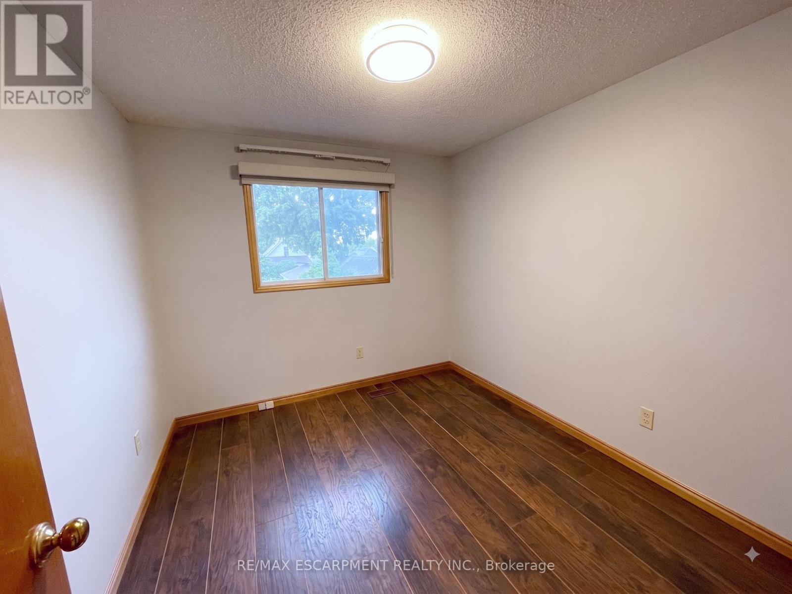 29 East 23rd Street, Hamilton, Ontario  L8V 2W5 - Photo 12 - X13676206