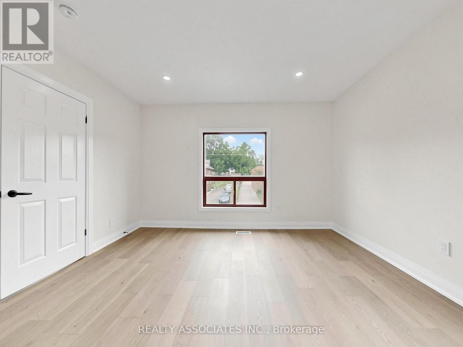 6058 Culp Street, Niagara Falls, Ontario  L2G 2B7 - Photo 30 - X13676294