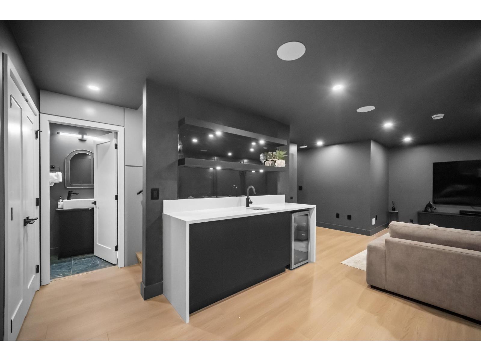 8102 Wiltshire Place, Delta, British Columbia  V4C 6T2 - Photo 31 - R3155611