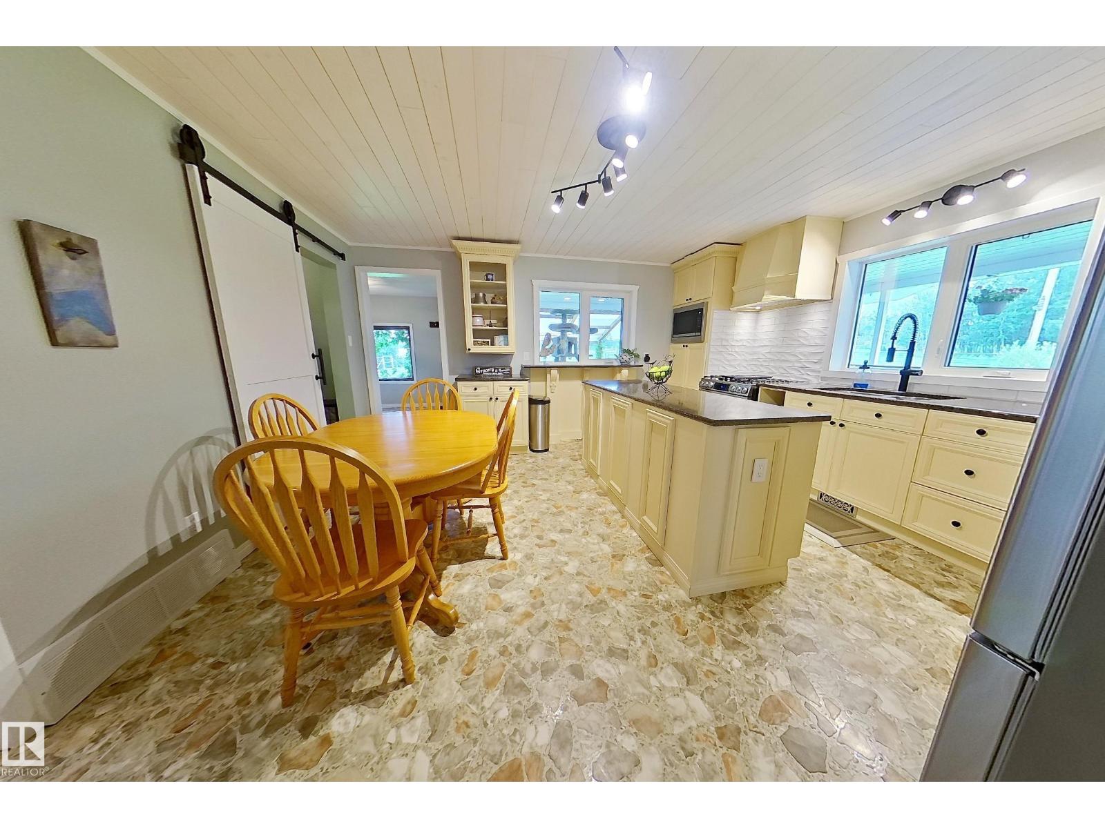 8027 Twp 524, Rural Yellowhead, Alberta  T0E 0T0 - Photo 18 - E4503829