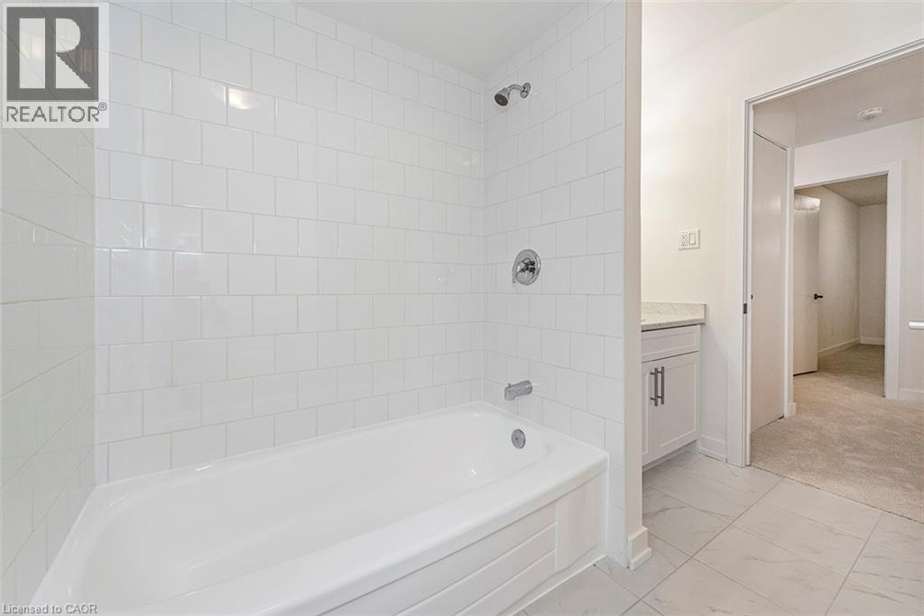 88 Tunbridge Crescent Unit# 49, Hamilton, Ontario L8W 1L3 - Photo 27 - 40847154