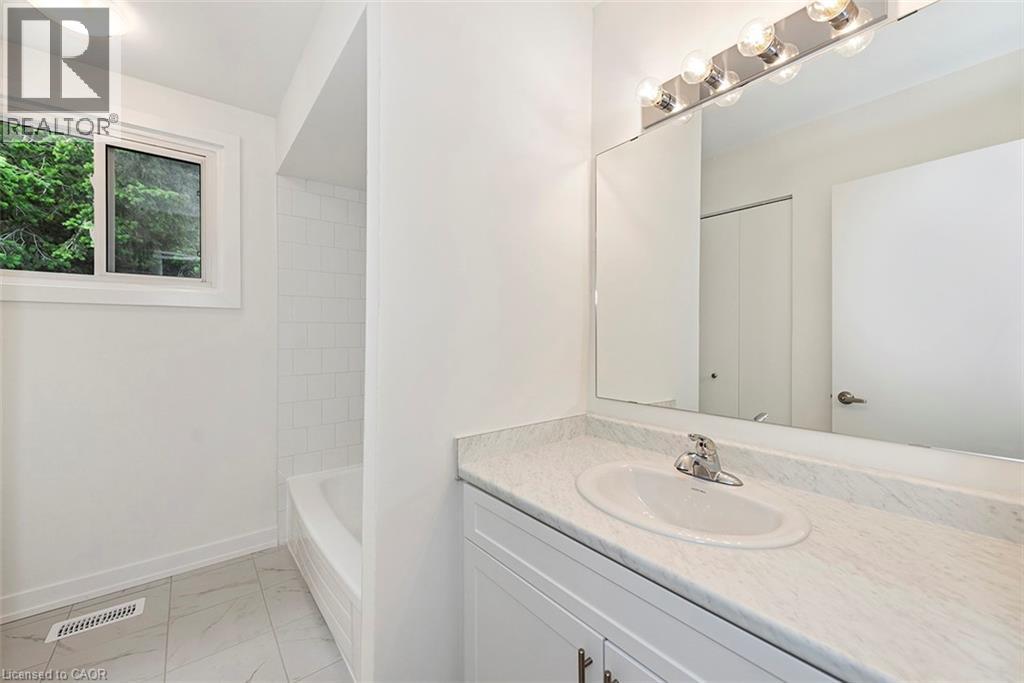 88 Tunbridge Crescent Unit# 49, Hamilton, Ontario L8W 1L3 - Photo 25 - 40847154