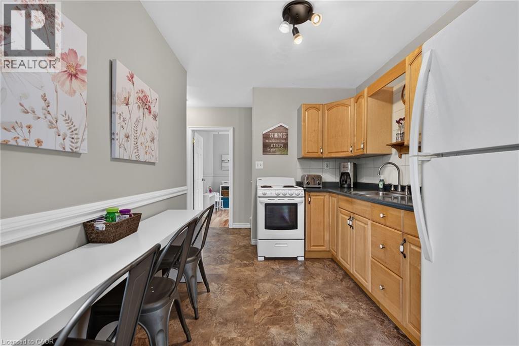 206 East 13th Street, Hamilton, Ontario  L9A 3Z7 - Photo 14 - 40849045