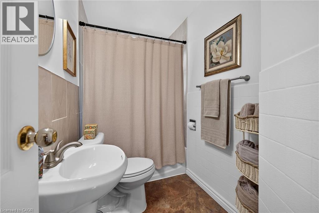 206 East 13th Street, Hamilton, Ontario  L9A 3Z7 - Photo 20 - 40849045